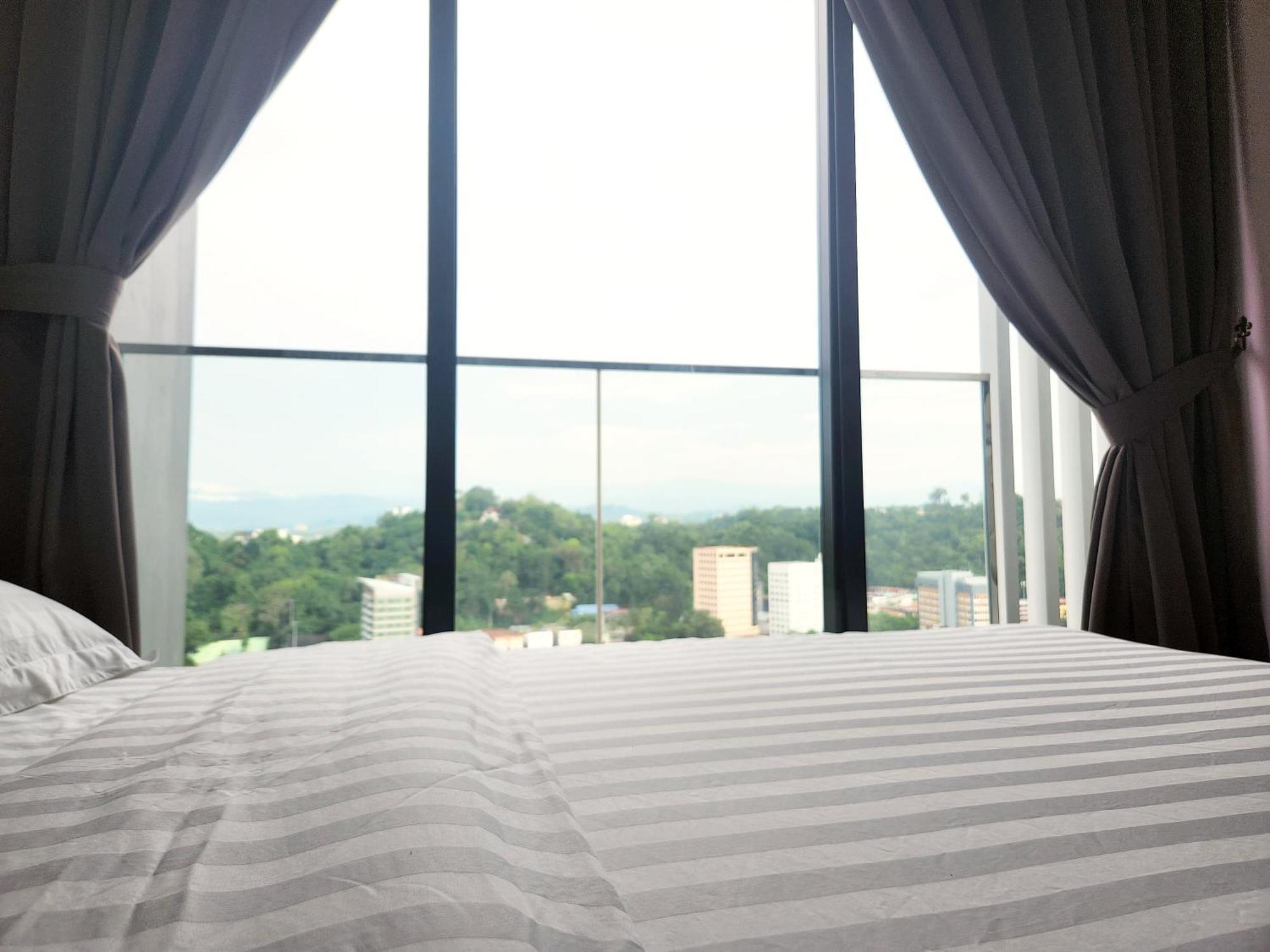 The Shore Centre By Lw Kota Kinabalu