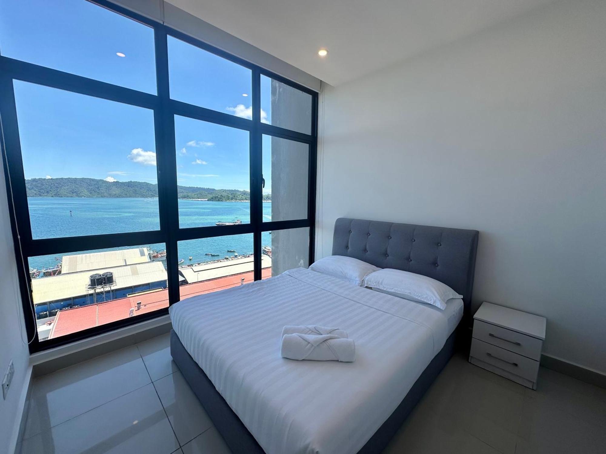 Apartment The Shore Centre By Lw